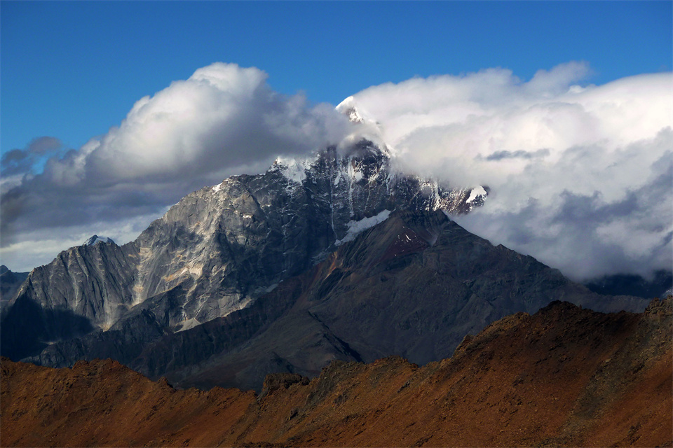 巴朗山风景区在哪里 巴朗山风景区在哪个地方