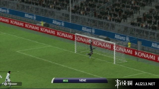 实况足球2012（Pro Evolution Soccer 2012）大师联赛转会修改器v1.1下载