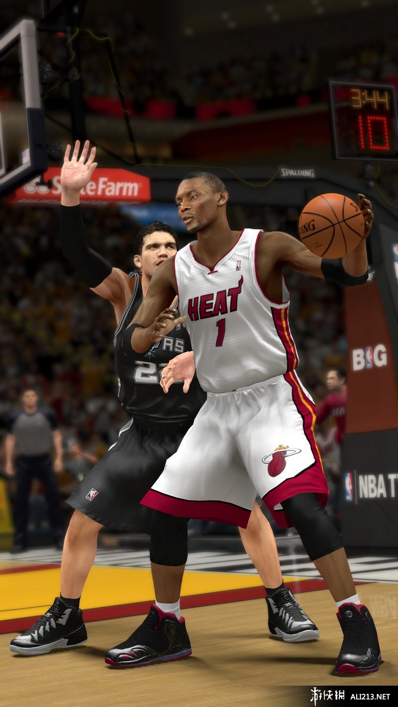 美国职业篮球2K14（NBA 2K14）v1.0五项修改器MrAntiFun版下载