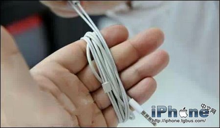 iPhone手机耳机发黄怎么解决