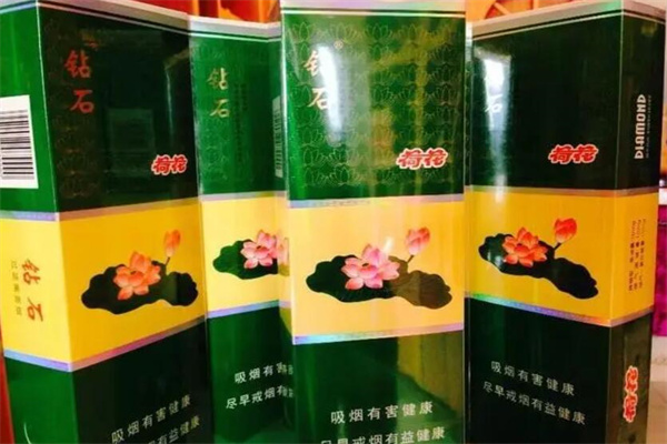 钻石荷花硬盒多少钱一包?30元一包(口感柔和)