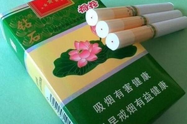 荷花钻石烟多少钱一包?32到100元(热销香烟)