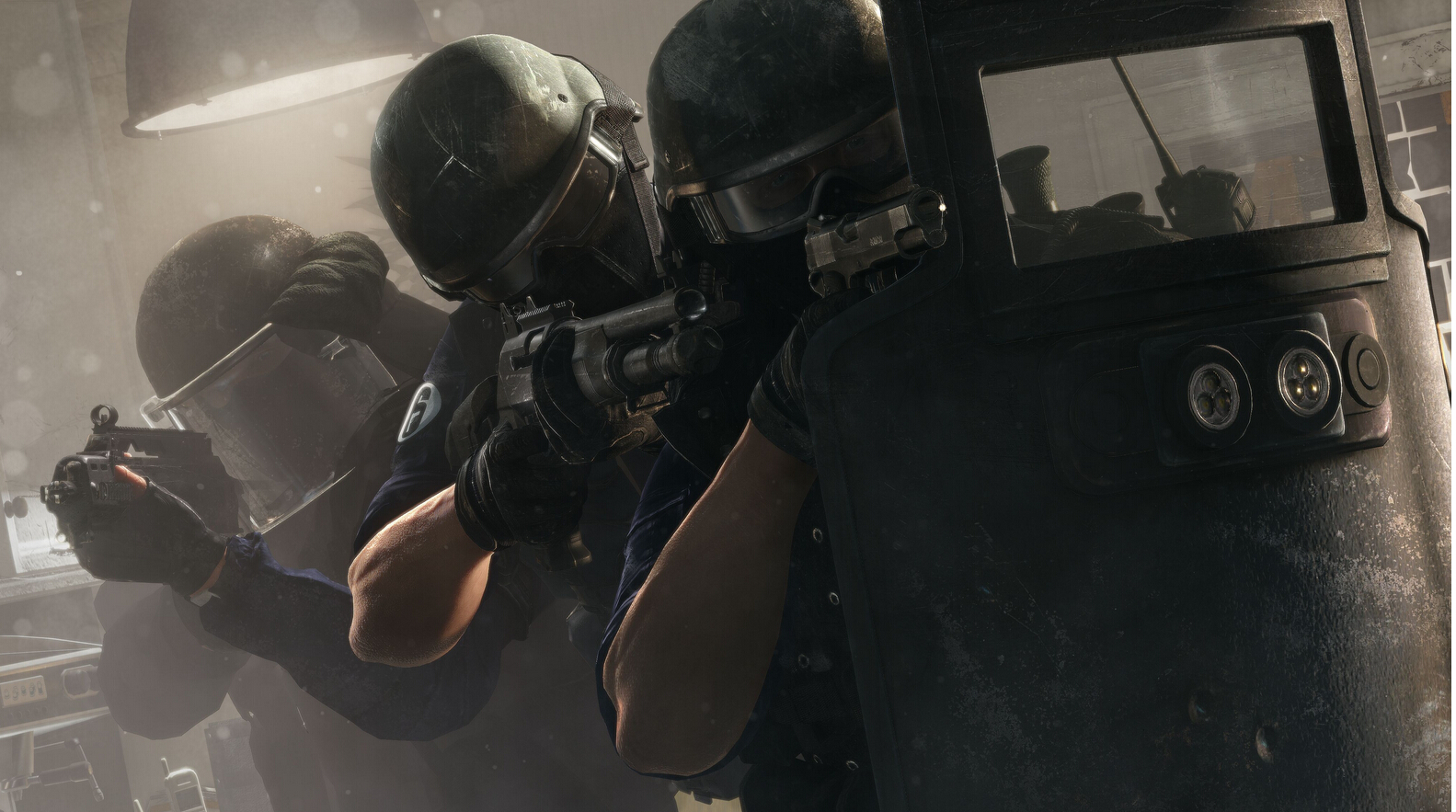 彩虹六号：围攻（Rainbow Six:Siege）v20160513版七项修改器Lingon版下载