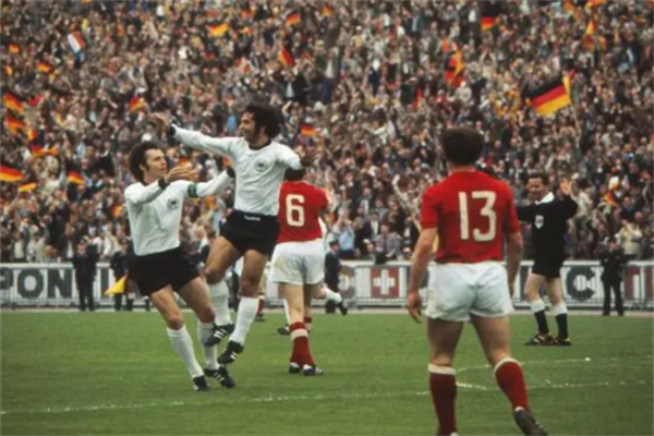 1974年世界杯冠军是哪个国家？德国队（第十届世界杯）