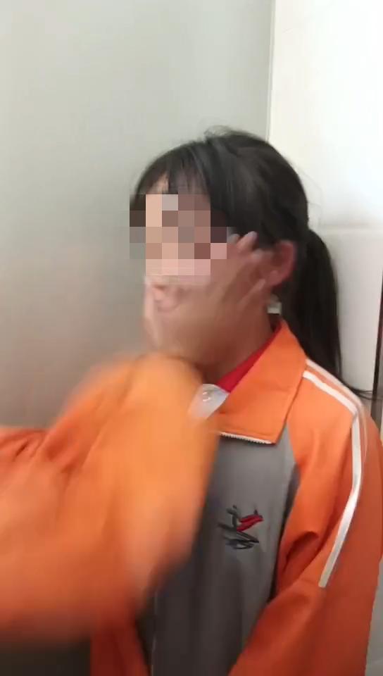 山西襄垣三中通报“一女生遭多名学生掌掴” 襄垣三中校园暴力